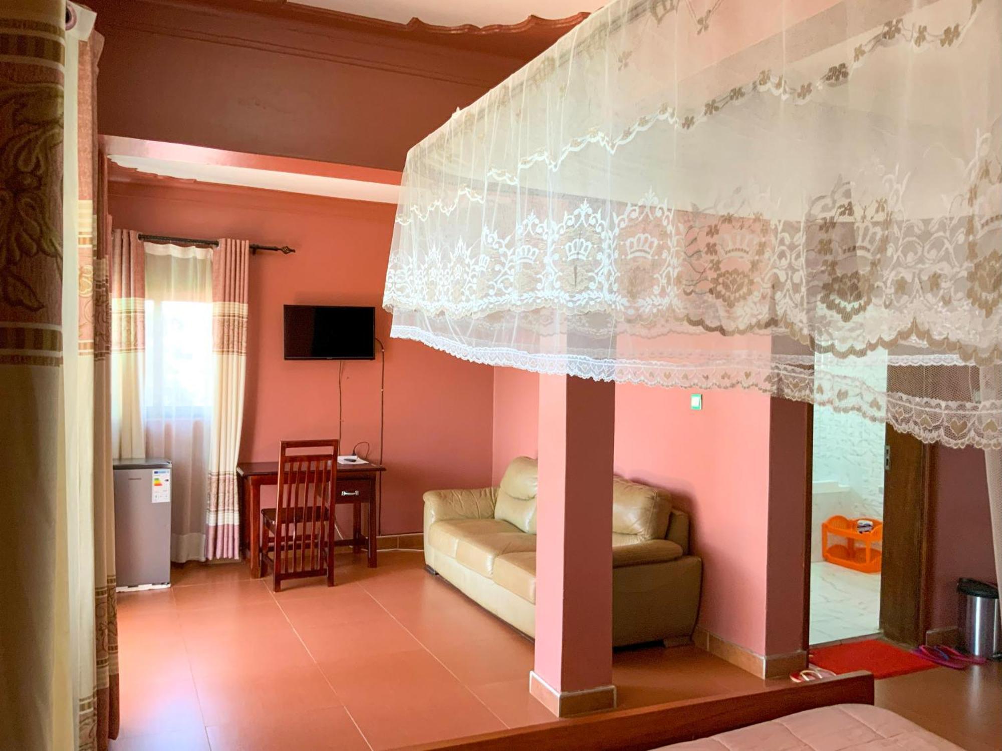 Hendo Hotel เอนเทบเบ้ ภายนอก รูปภาพ