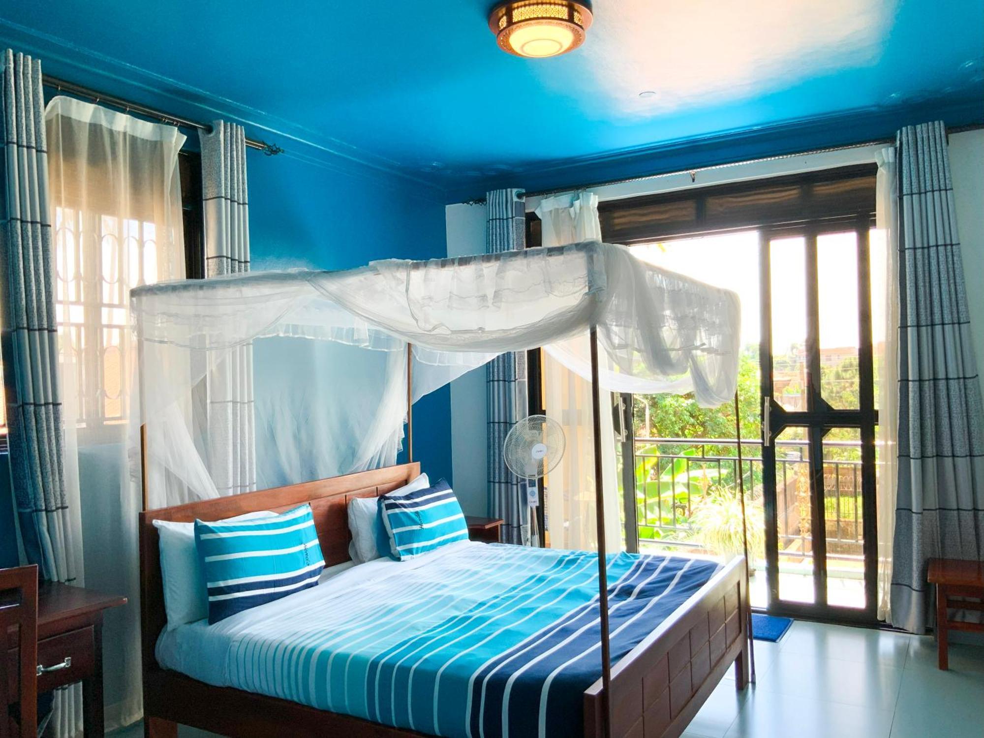 Hendo Hotel เอนเทบเบ้ ภายนอก รูปภาพ