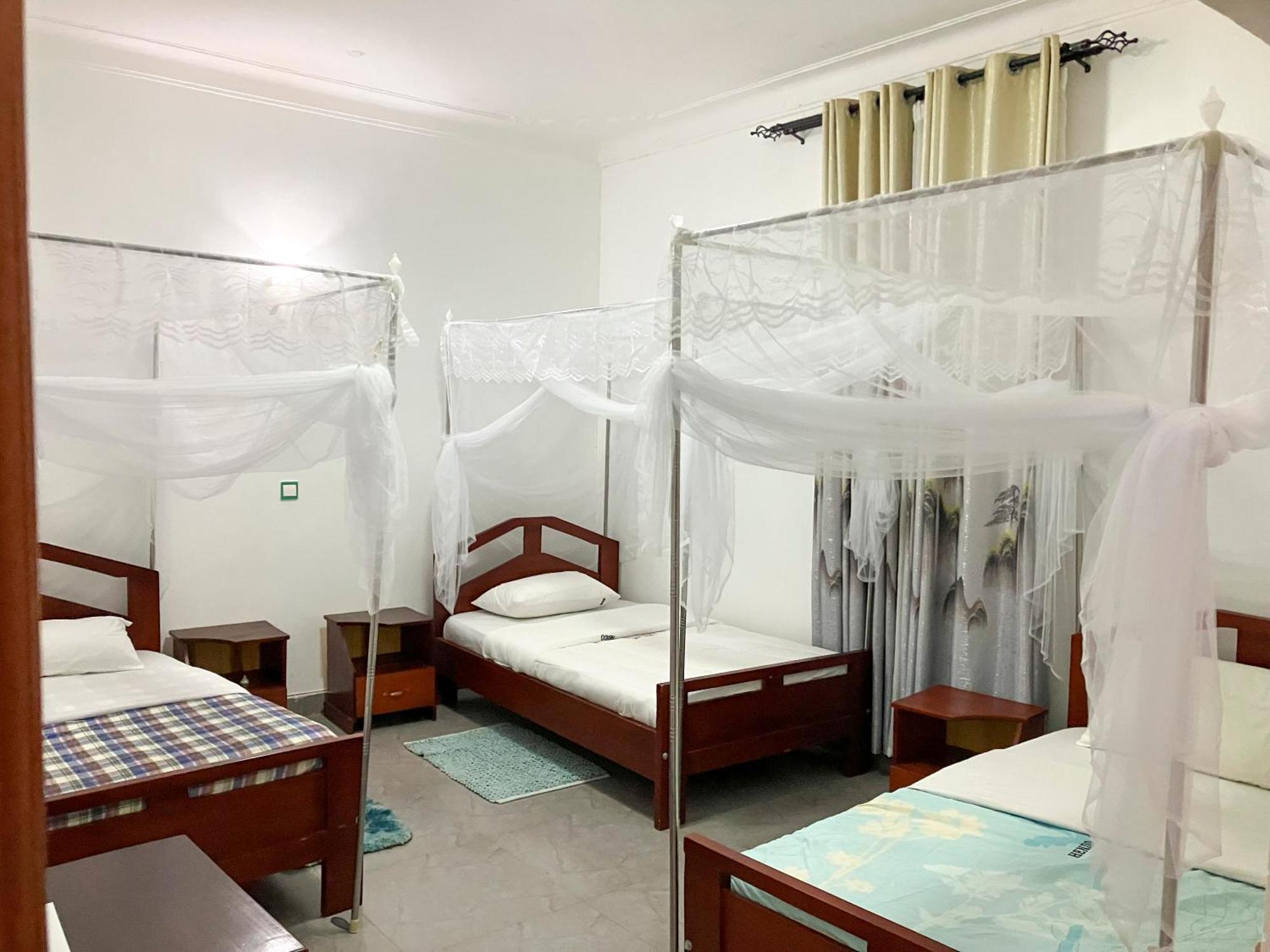 Hendo Hotel เอนเทบเบ้ ภายนอก รูปภาพ