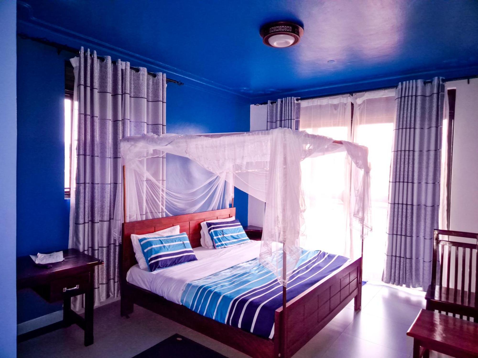 Hendo Hotel เอนเทบเบ้ ภายนอก รูปภาพ