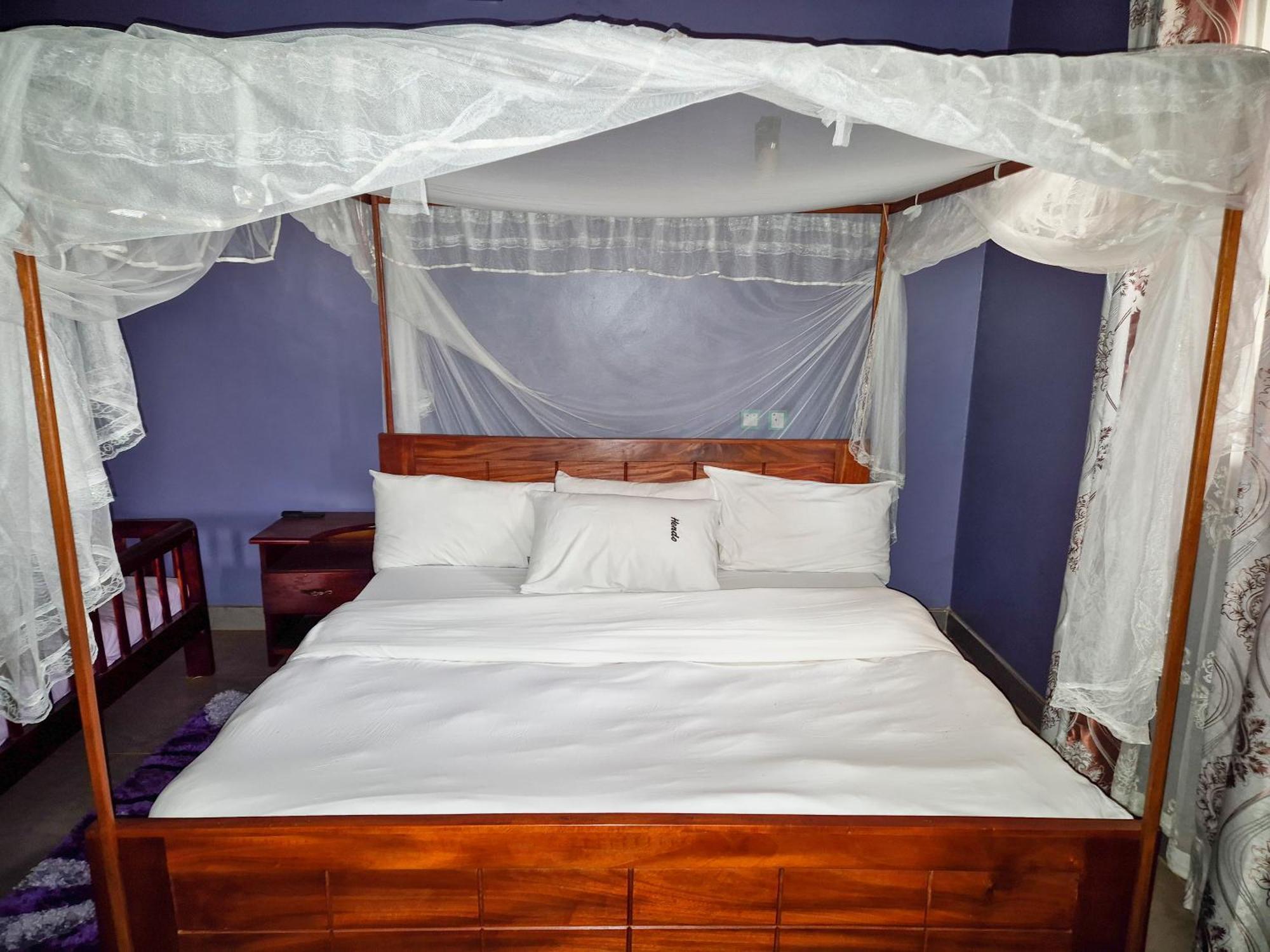 Hendo Hotel เอนเทบเบ้ ภายนอก รูปภาพ